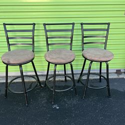 3 Bar Stools