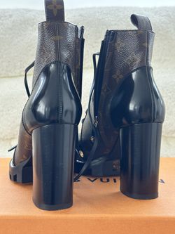 Louis Vuitton Star Trail Ankle Boots for Sale in Sunny Isles Beach