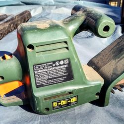 Black & Decker Auto Stop Hedge Trimmer, 18" Blade, Electric