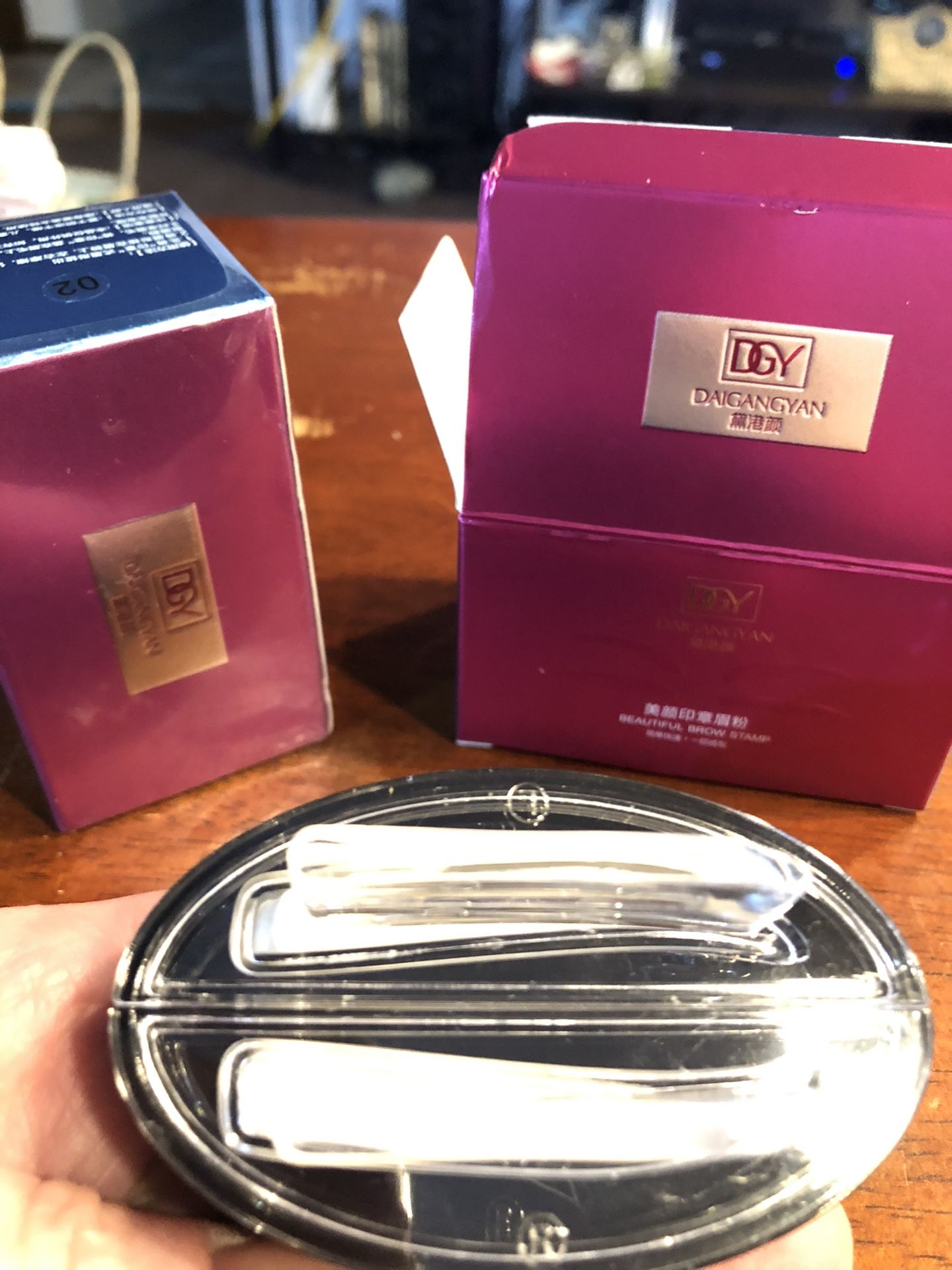 2 BROWN COMPLETE SETS Of Beautiful Brow Stamp Daigangyan