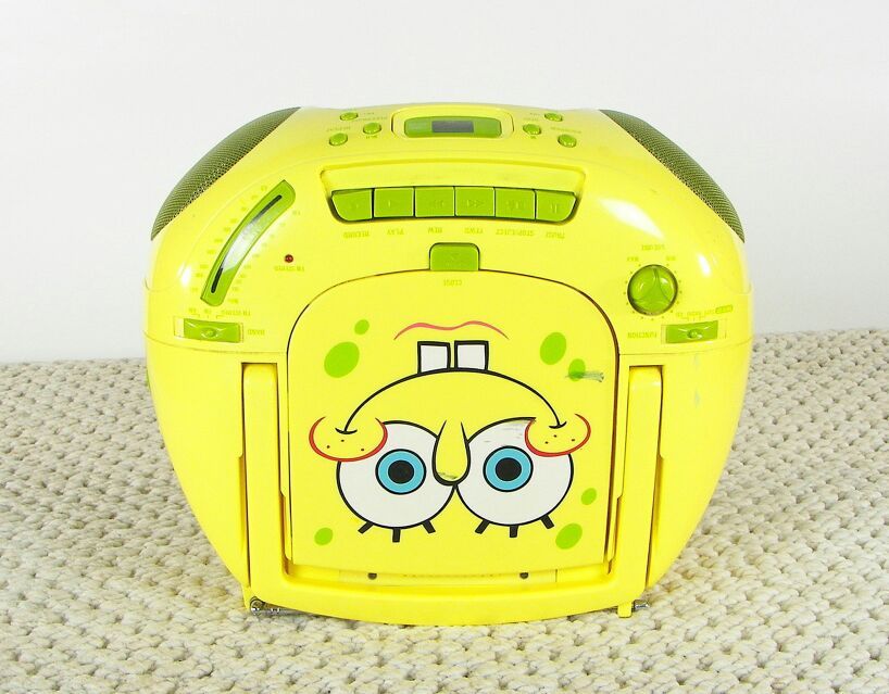 Nilolodean SpongeBob SquarePants Radio, CD and Cassette Player. Please read the item description.