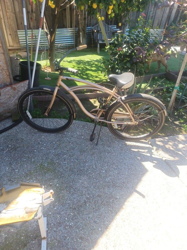 Huffy Cruiser Bike