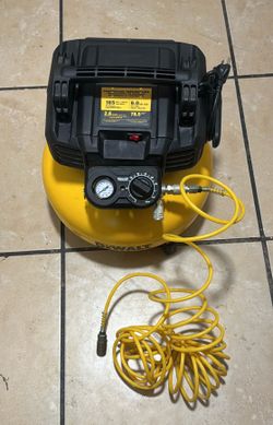 Mini DEWALT AIR Compressor 22.7 Liter Portable Air Compressor