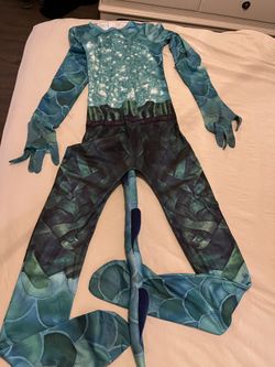 Costumes for boys, size 8-10