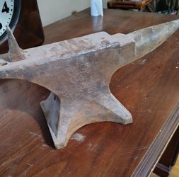 Vintage Peter Wright Blacksmith Anvil Blacksmithing Tool

