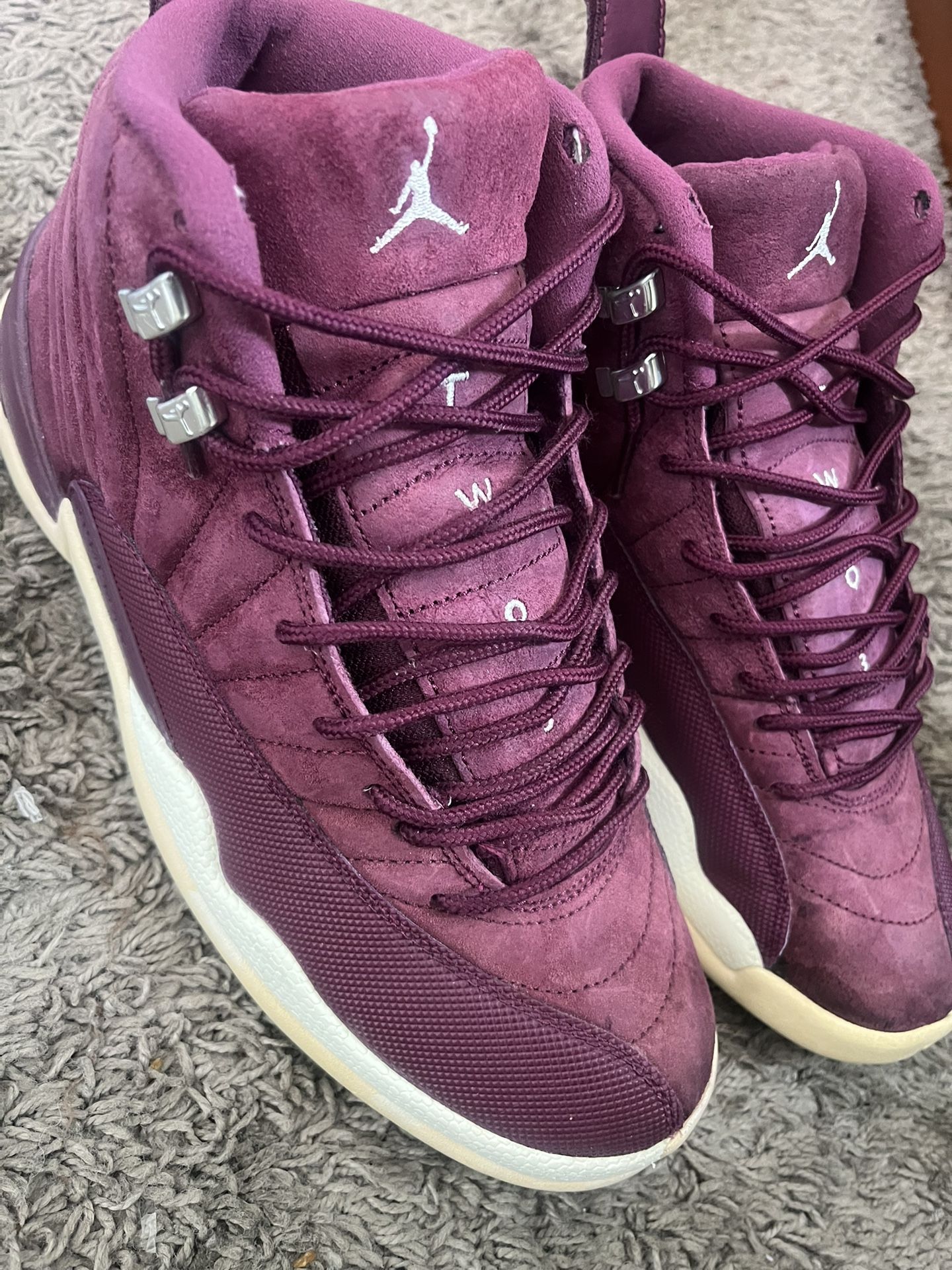 Air Jordan 12 Retro Bordeaux (Size 10)
