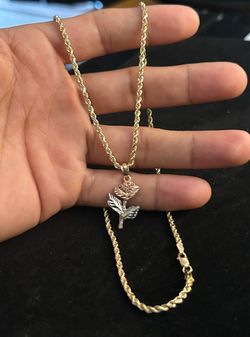 Hallow rope chain with pendant 14 k real gold