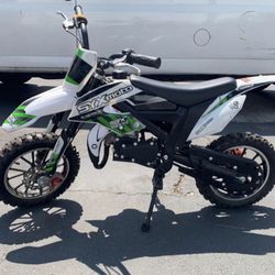 **Brand New Dirt Bike for Kids and Adults** -50cc engine. -Automatic. -2 stroke engine. -Speed governor. -Support up 200 pounds. -Mph 35. **High perfo