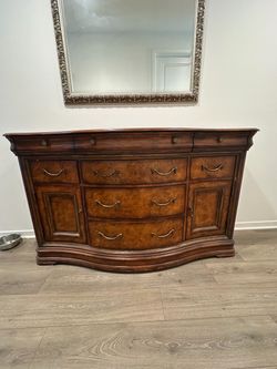 Server/Buffet
