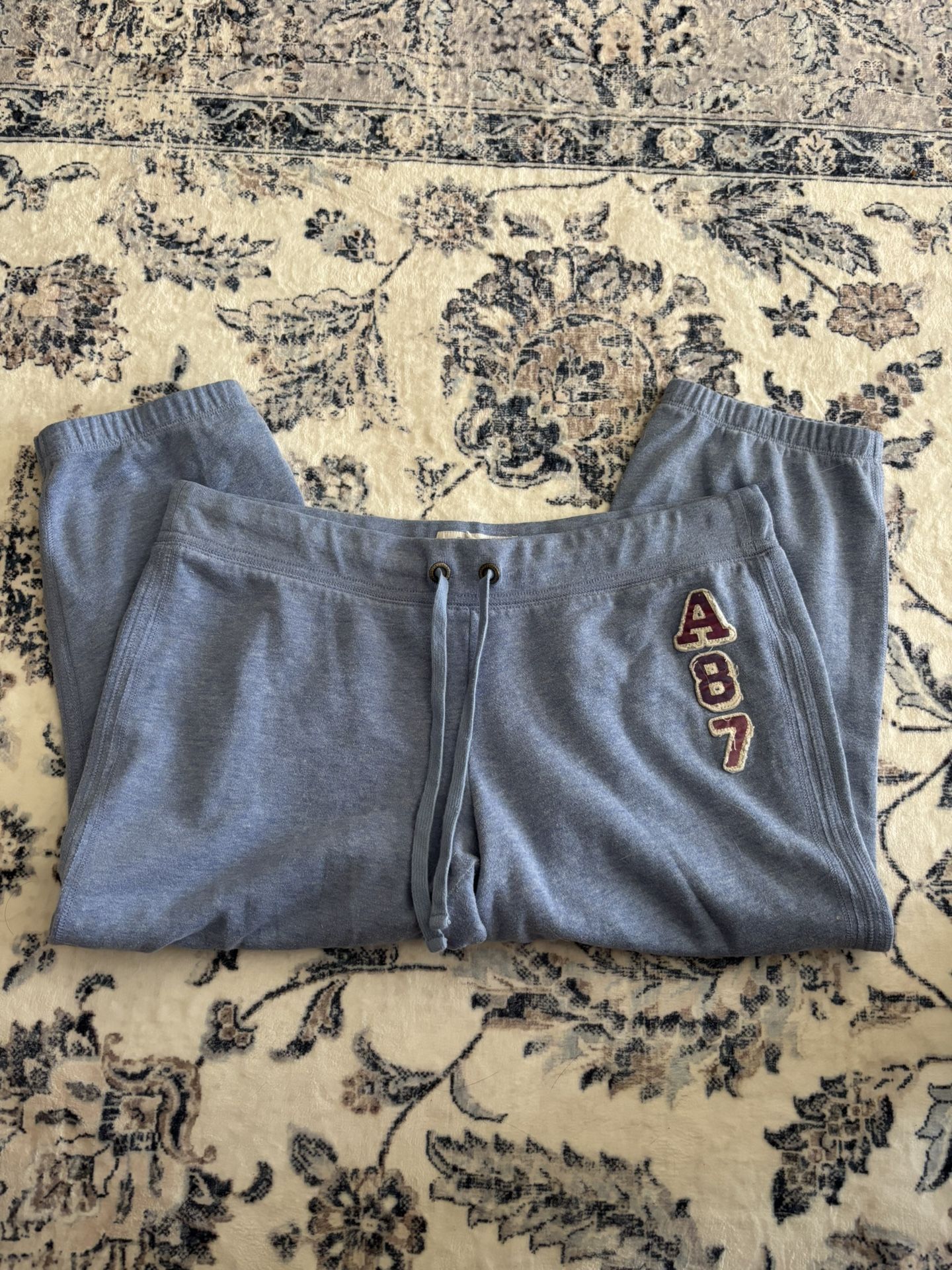 Y2K Aero Capris