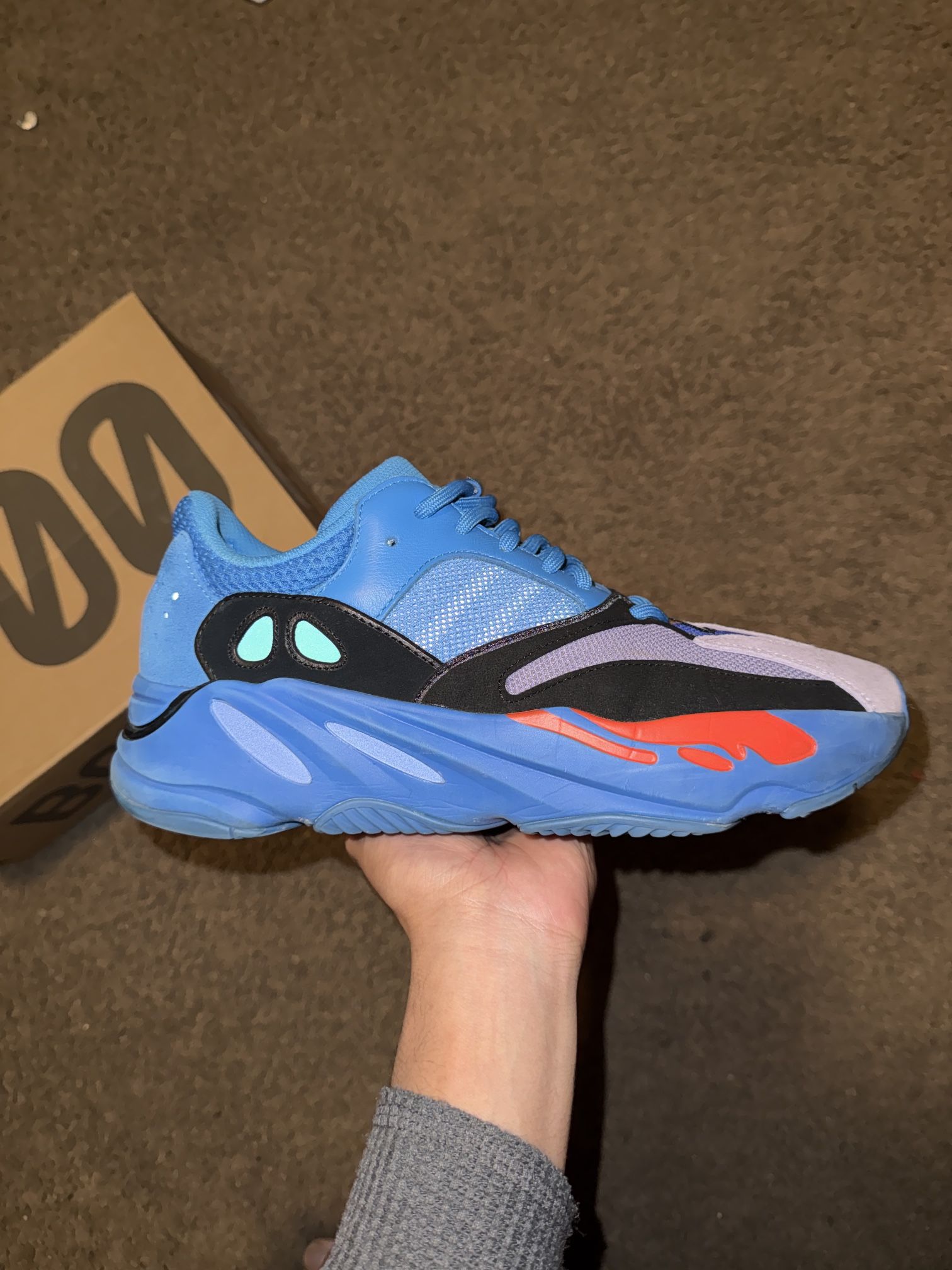 Yeezy Boost 700