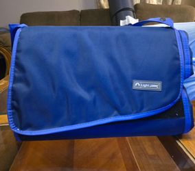 Lightspeed outdoor folding picnic blanket