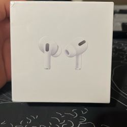 Apple AirPod Pros 1st Generation MagSafe Charging Case 