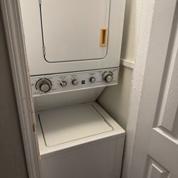 Kenmore Stacked Laundry Center Washer/Dryer Combo 24 Inch