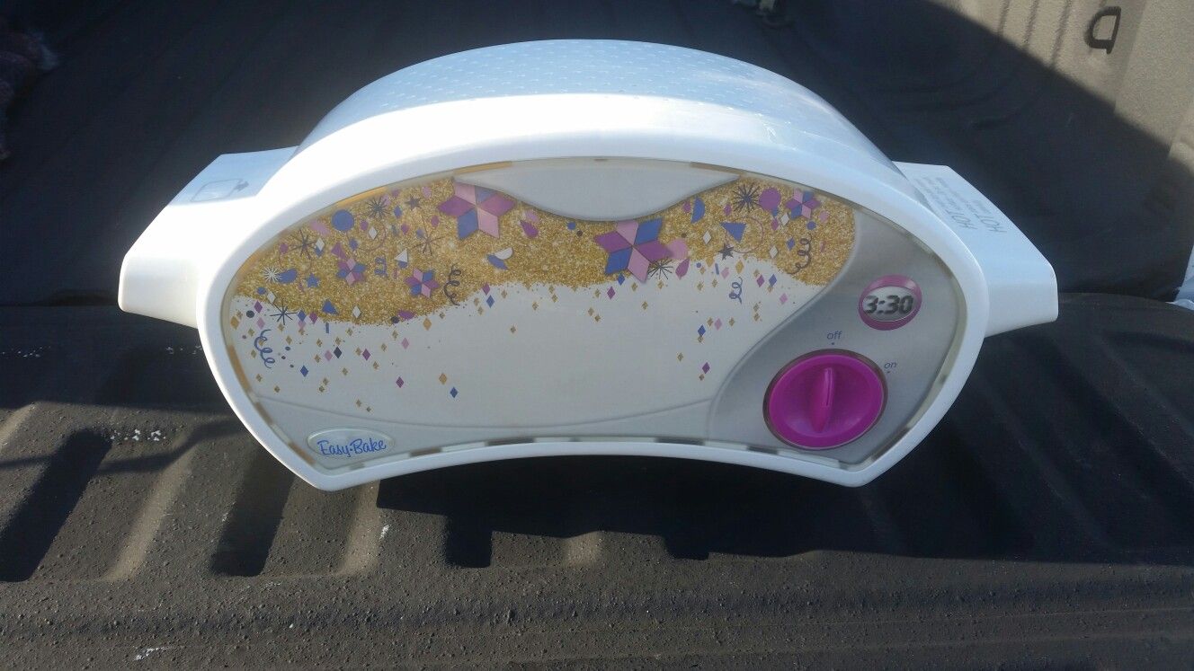 Easy Bake Oven