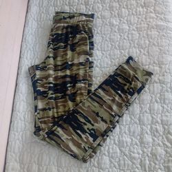 Bobbie Brooks camouflage joggers Sz S