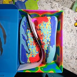 Gutter Cat Melos Size 13