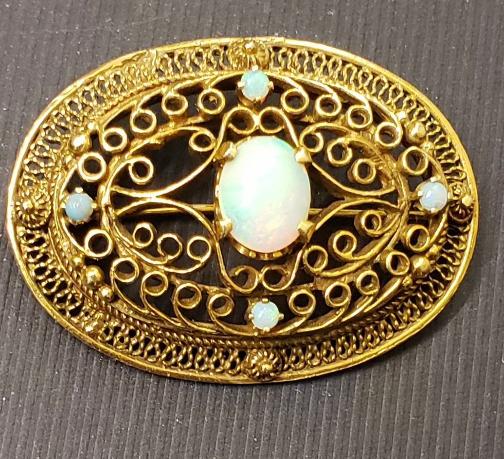 ANTIQUE VICTORIAN 14KT. GOLD & OPAL PENDANT/BROOCH