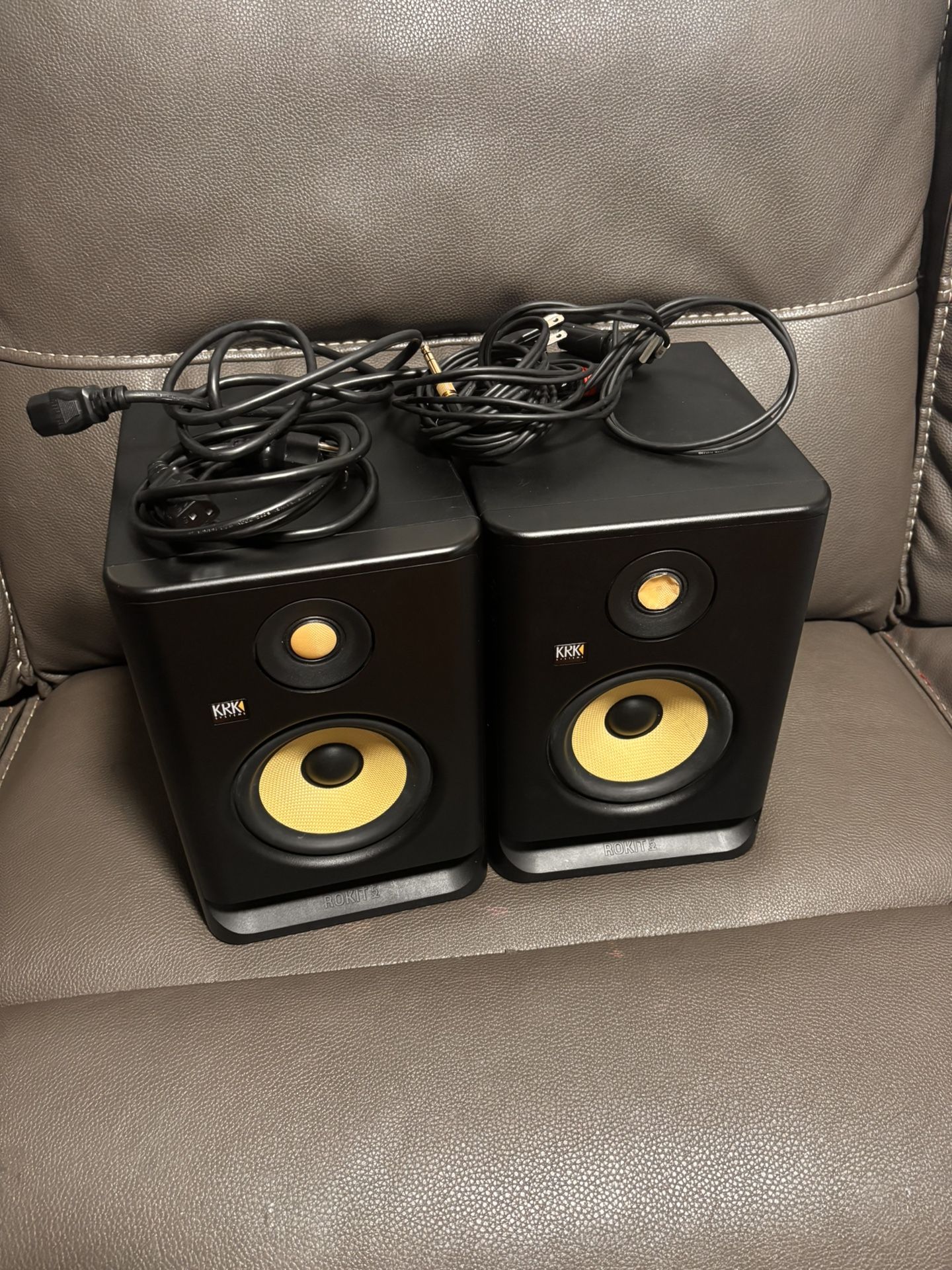 KRK ROKIT 5 Powered Monitor