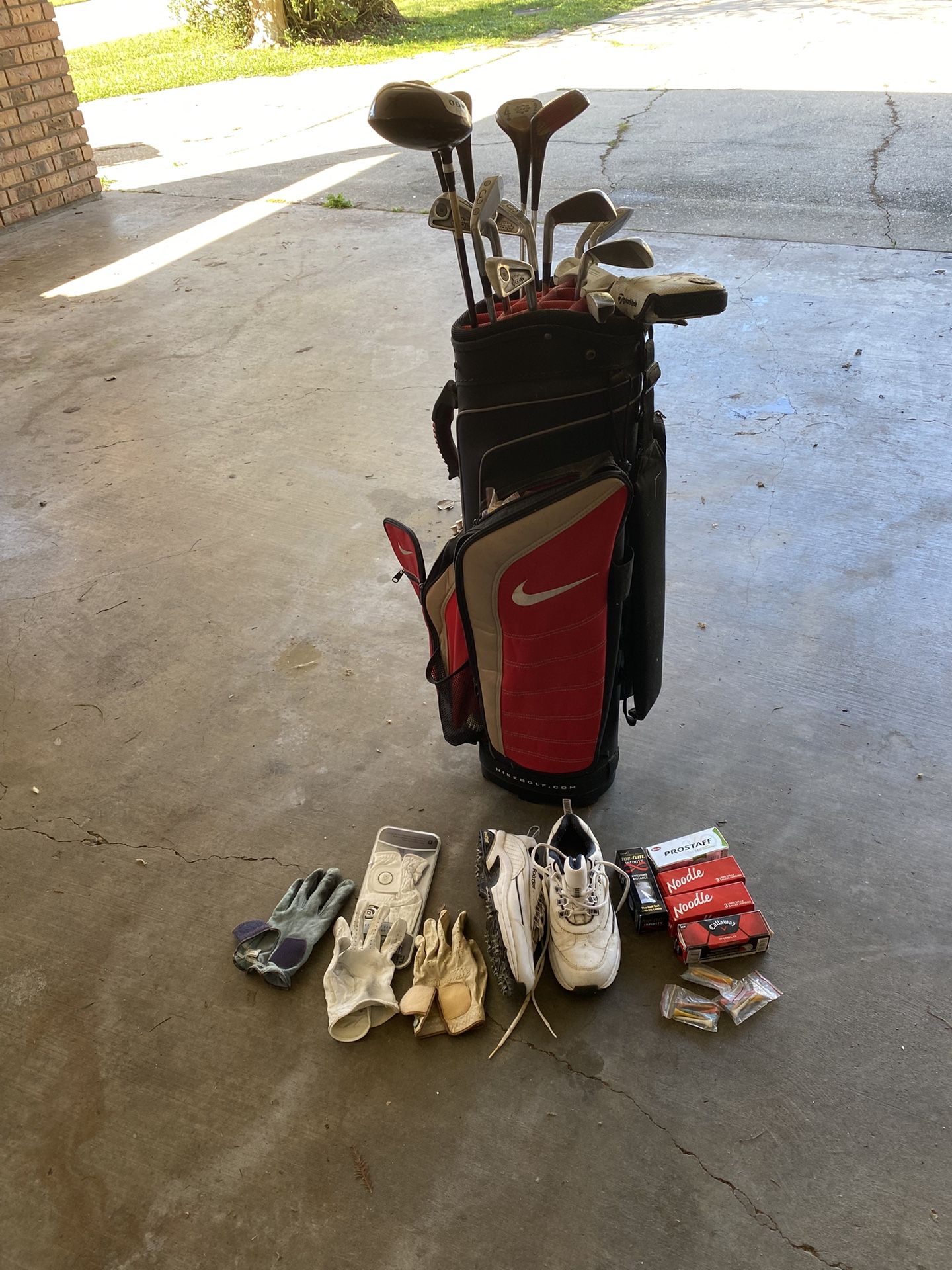 Wilson 1200LT Complete Golf Set