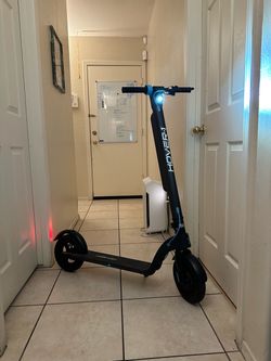 Hover-1 Blackhawk Electric Scooter 18mph, 28 mile range