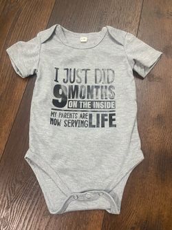 Boys or girls gray shirt 9 months on the inside size 6/9 months #17