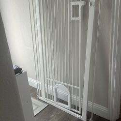 55” Extra Tall Pet Gate