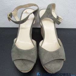 Marc Fisher Women’s Wedges. Item No 217 (Shopgoodwill)