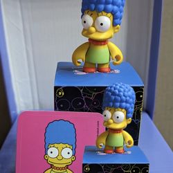 Marge Simpson figure from The Simpsons x Kidrobot Series 1