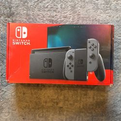 Used Nintendo Switch With Accessories In-Box