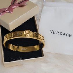 Bracelets  Versace 