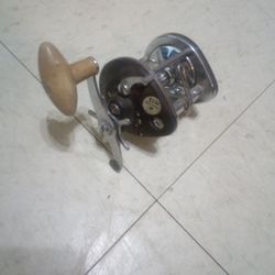 Fishing Reel