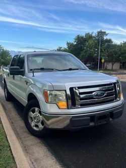 2010 Ford F-150, XLT, 2 WD