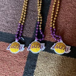 Lakers Sport Beads  8$ Each Or 3/20$ 