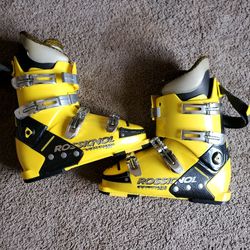 324mm Ski Boots