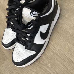 Nike shoes 