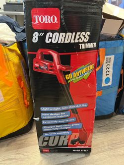 Toro 12-volt max 8-in Straight Shaft Battery String Trimmer 3 Ah (Charger Included)