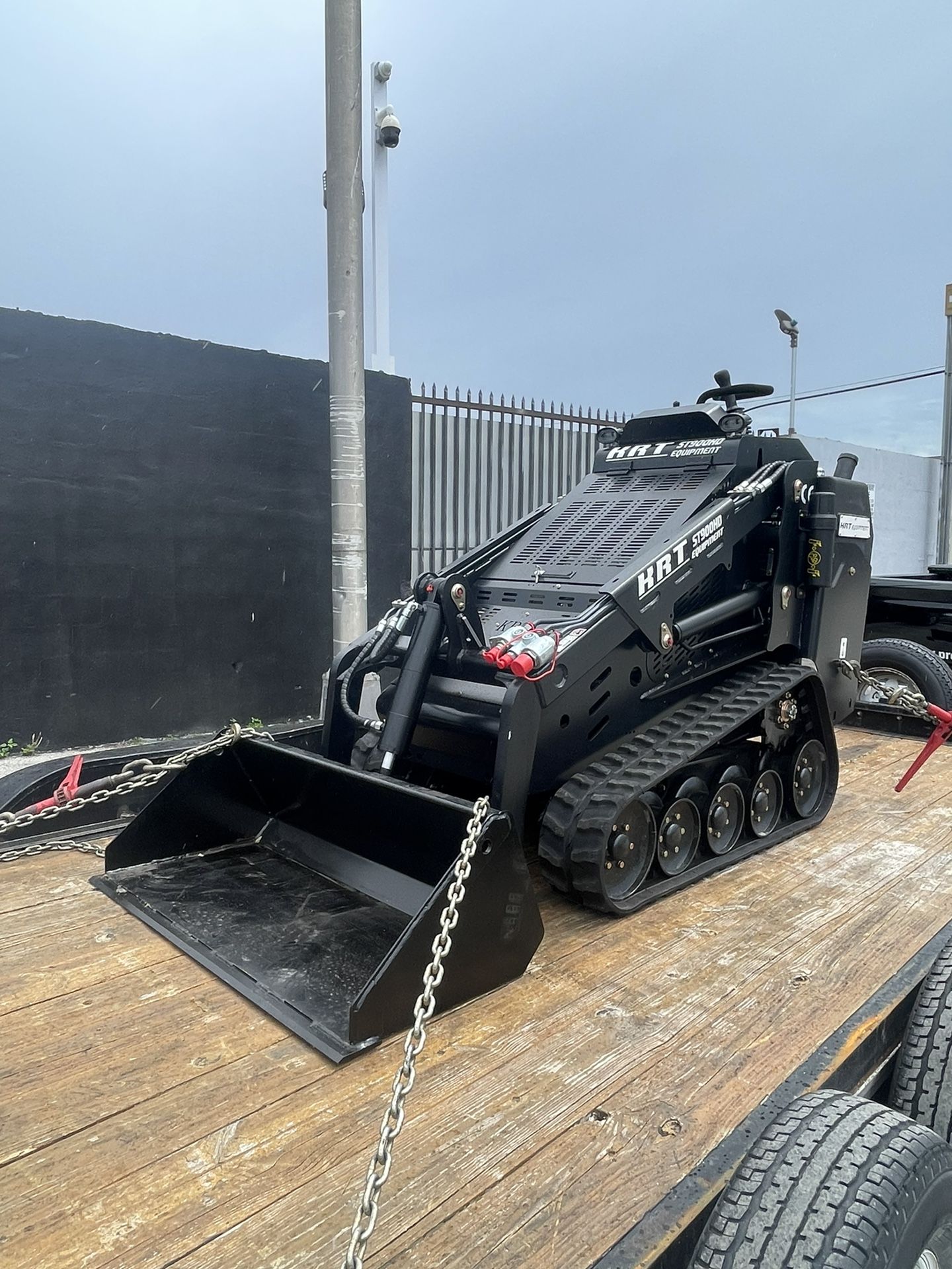 2025 KRT ST900HD MINI SKID STEER LOADER 1100lb Lift Cap