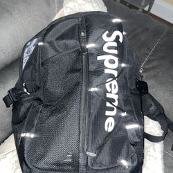 Supreme x Louis Vuitton Wallet Brand New for Sale in Queens, NY - OfferUp