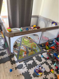 Dripe X play area enclosure