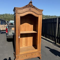 Antique French Louis XV style armoire.  WARDROBE CUPBOARD no glass key is stuck. Just acquired in a lien storage unit auction full of antiques  Pick u