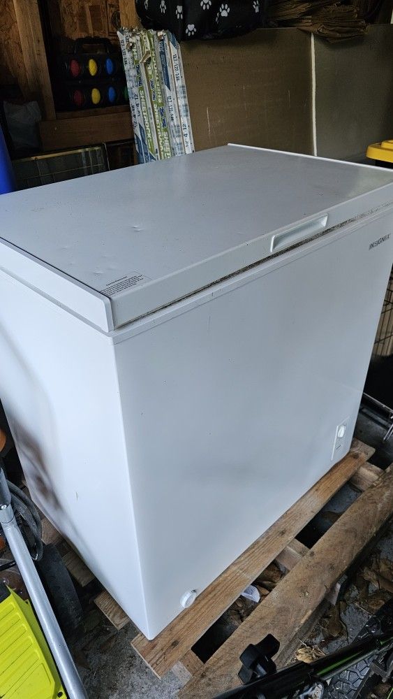 7.0 Cu Ft Chest Freezer