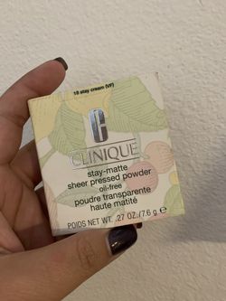 Clinique presses powder