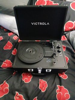 Victrola Journey II Suitcase Record Player