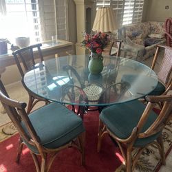 Dining Room Table W/Chairs