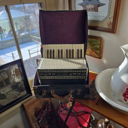 Antique Leland Accordian