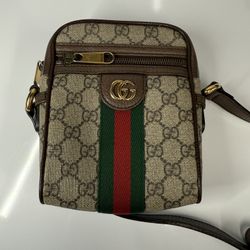 Gucci Ophidia GG Supreme Handbag – Pre-Owned – Authentic