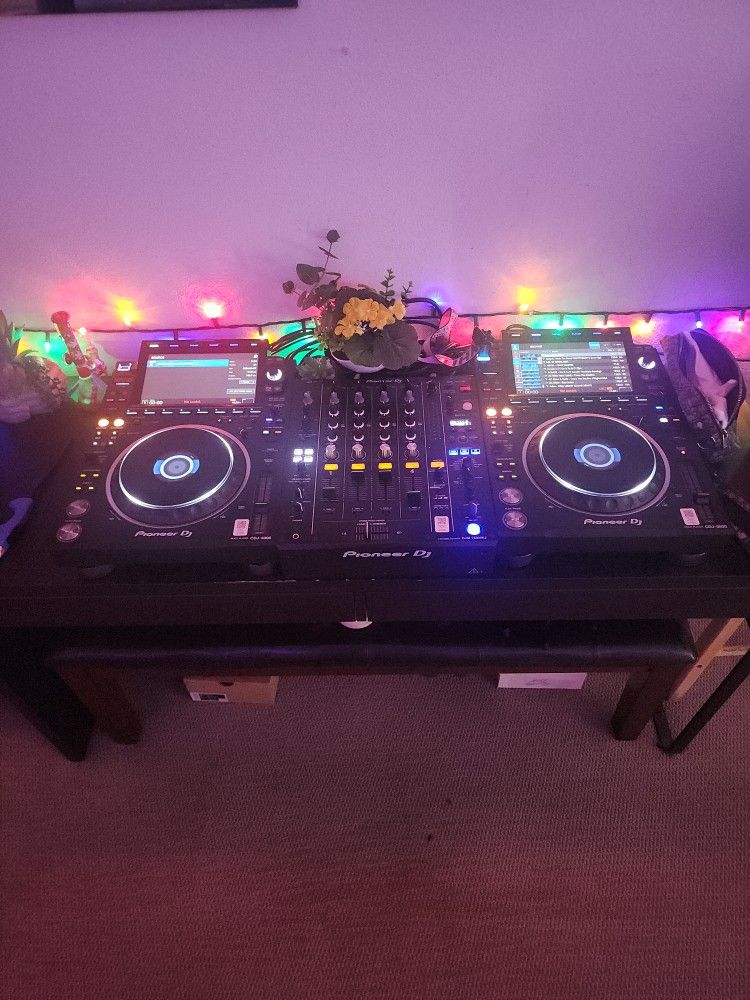 Cdj 3000s Set.