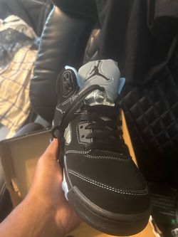 Air Jordan 5 retro black Carolina UNC 2026