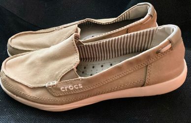 Women’s Crocs Canvas Slip On Shoes Size 8